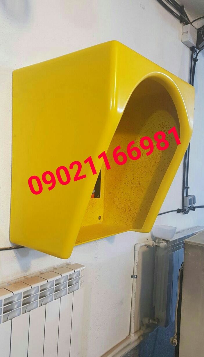 کیوسک دیواری تلفن
